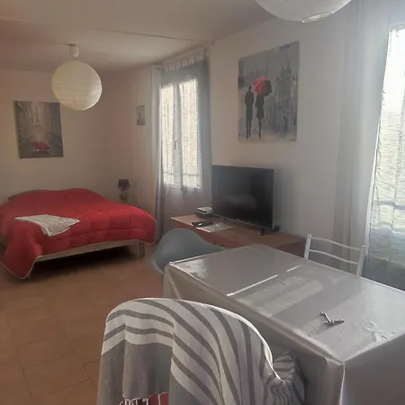 Ingrid Mary Appartement Nîmes