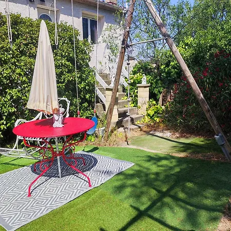 Ingrid Mary Apartmán Nîmes